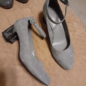 New without Tags. Grey block Heel Mary Jane